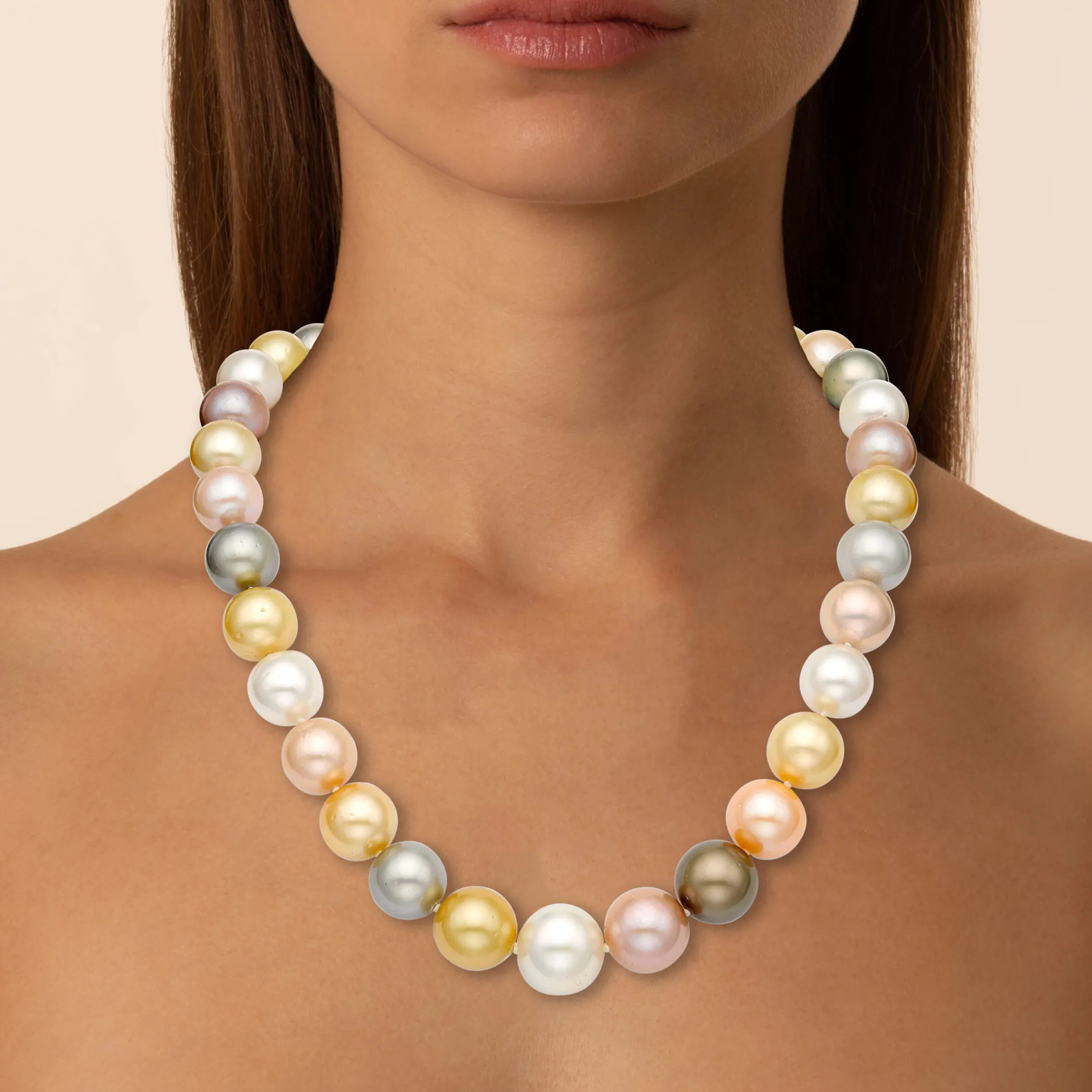 Theo Fennell Jewellery | One Off Pieces*White & Golden South Sea & Multicoloured Freshwater Pearl Row Necklace